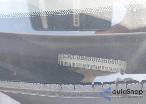 2013 Chrysler 200 Touring из США, поврежденный, VIN 1C3CCBBB8DN556603